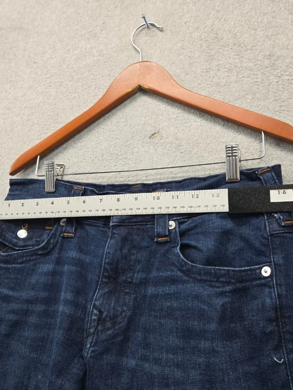 True Religion Men Jeans 32 Blue Rocco Relaxed Skinny Dark Wash 33